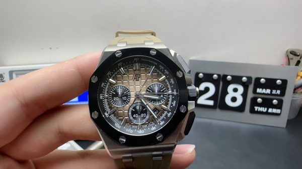 royal oak offshore watch super clone APF Factory 26420 Desert Yellow Smoky Palette 1