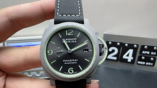 panerai luminor 44mm super clone watch vs factory pam1119 carbon fibre 1