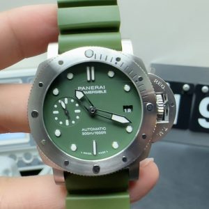 panerai 42mm super clone watch vs factory pam1055 green dial 1