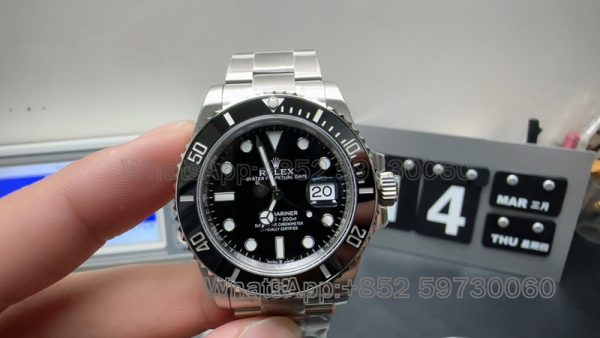 submariner 41 mm super clone watch vs factory rolex men's black plate1