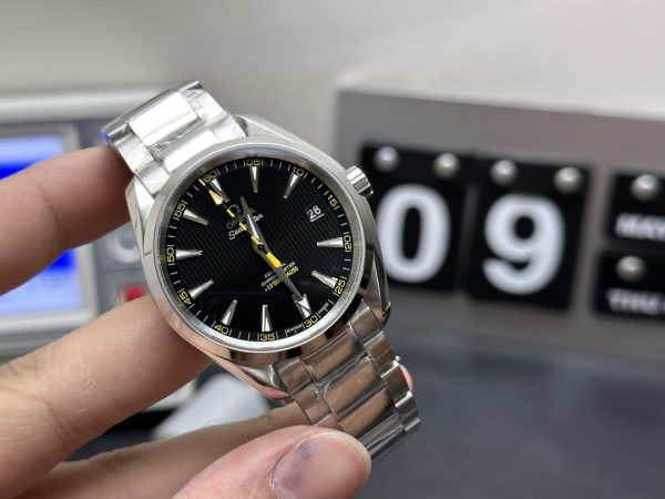 seamaster 150 super clone watch vs factory omega hornet 2