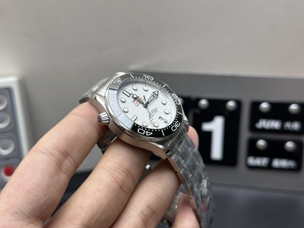 omega seamaster 300 white super clone watch vs factory wave pattern mechanical 2