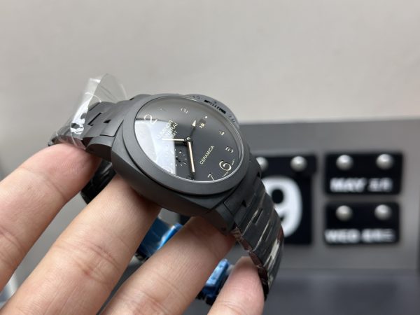 panerai luminor 1950 44mm super clone watch vs factory pam438 2