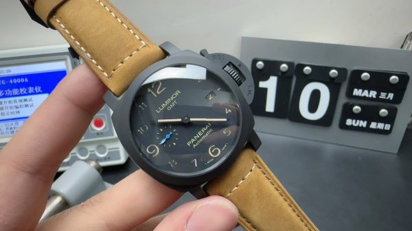 panerai luminor super clone watch vs factory pam1441 blue 2