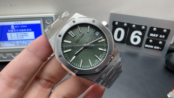 royal oak 50th anniversary super clone watch aps factory audemars piguet 15510 green plate 2