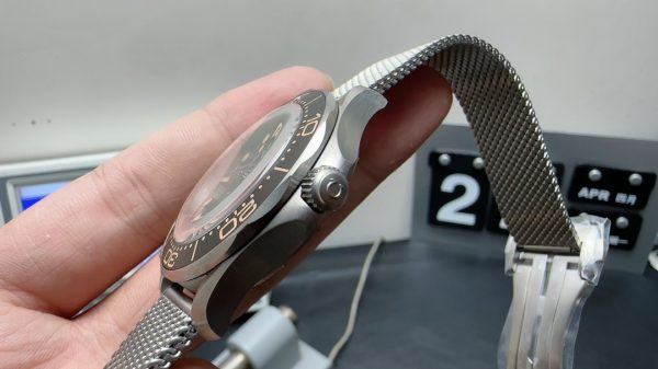 omega seamaster 007 no time to die super clone watch vs factory bond 4