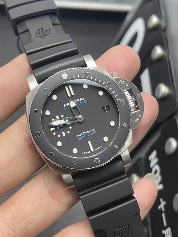 panerai submersible super kloon kella vs tehase pam683 2