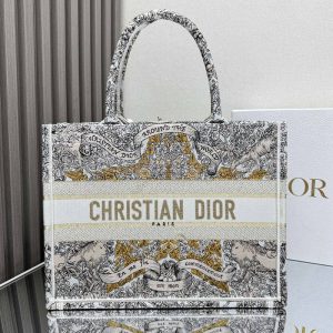 Handbag bag replica details and pricing painted design Dior tote women