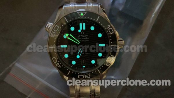 Omega Super Clone Watch pictures and prices VS Factory Seamaster 300m Green mechanical men