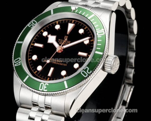 Tudor Super Clone Watch pictures and prices GR Factory Black Bay M79230G Green bezel mechanical men