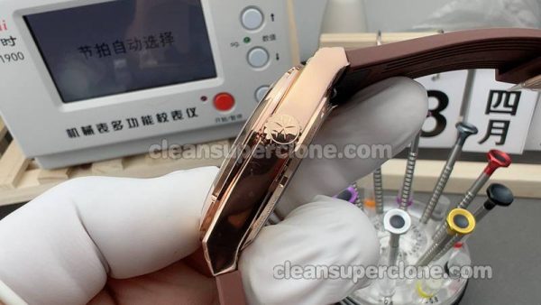 4500V 1:1 Replica watch details and price 8F Factory Vacheron Constantin Overseas sliver mechanical men