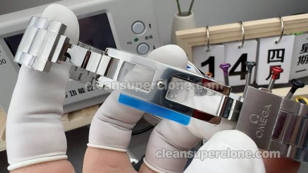 Omega Super Clone Watch pictures and prices VS Factory Seamaster 150m 220.10.41 Green mechanical men