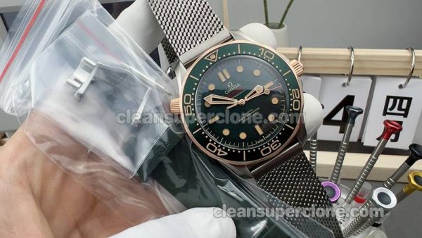 Omega Super Clone Watch pictures and prices VS Factory Seamaster 300m 210.90.42 Green mechanical men