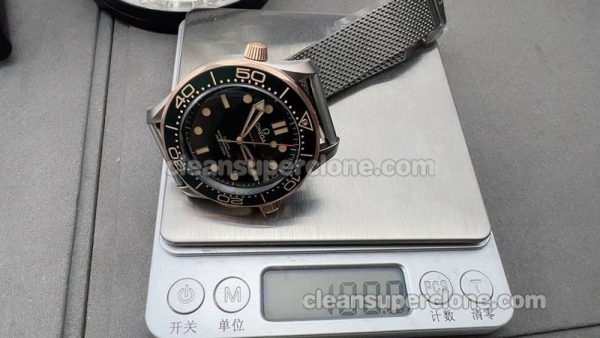 Omega Super Clone Watch pictures and prices VS Factory Seamaster 300m 210.90.42 Green mechanical men