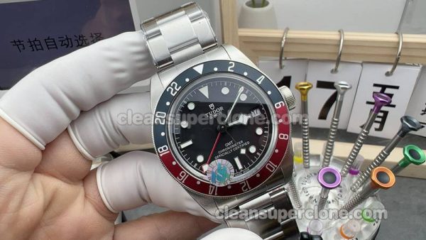 Tudor Super Clone Watch pictures and prices ZF Factory Black Bay M79830 black mechanical men