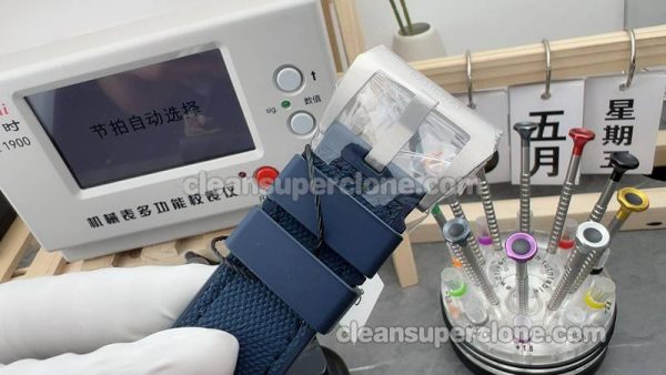 Panerai Super Clone Watch pictures and prices VS Factory Submersible PAM01466 mechanical men