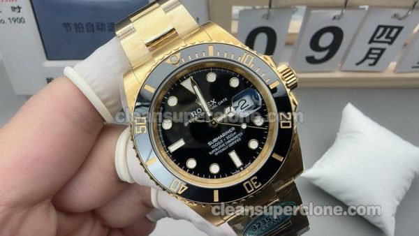 Submariner watch details and pricing Clean Factory Rolex 126618 Black 41mm mechanical men