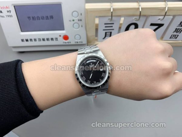 Tudor Super Clone Watch pictures and prices V7 Factory Royal M28600 Black 41mm mechanical men