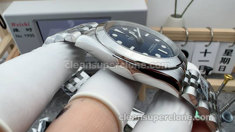 Super Clone watch Tudor KRF Factory Black Bay 79660 Blue 39mm mechanical men