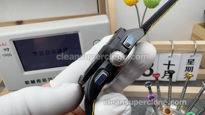 Replica watch Avenger BLS Factory Breitling SB01471 Yellow Mechanical men