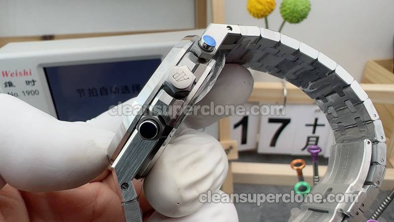 Top-quality replica watch Royal Oak APS Factory Audemars Piguet 26331 Blue Mechanical men