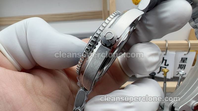 The best replica watch Seamaster 600m VS Factory Omega 215.30.40 Blue Mechanical men