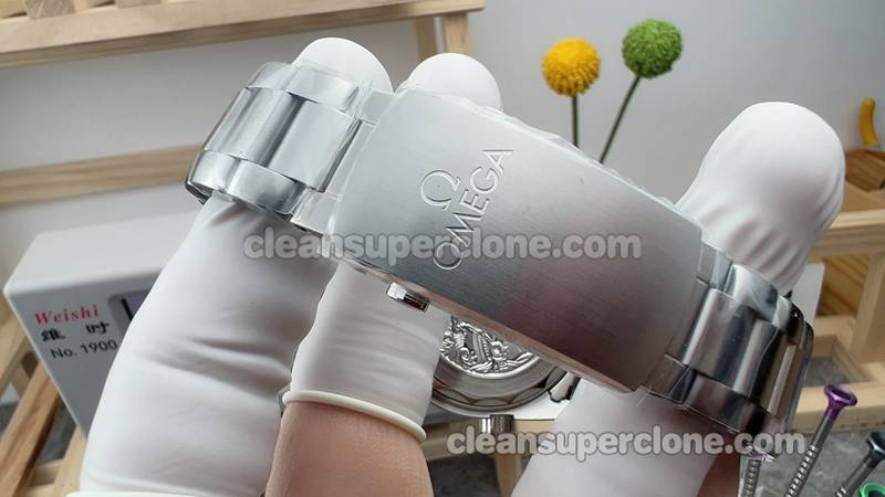 The best replica watch Seamaster 600m VS Factory Omega 215.30.40 Blue Mechanical men