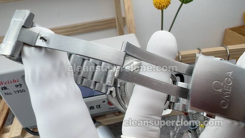 The best replica watch Seamaster 600m VS Factory Omega 215.30.40 Blue Mechanical men