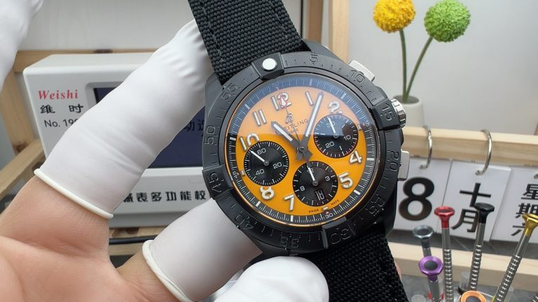 Replica watch Avenger BLS Factory Breitling SB01471 Yellow Mechanical men