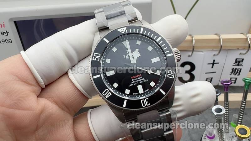 Top-quality replica watch Pelagos ZF Factory Tudor 25500 Black titanium Mechanical men