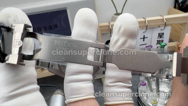 Top-quality replica watch Pelagos ZF Factory Tudor 25500 Black titanium Mechanical men