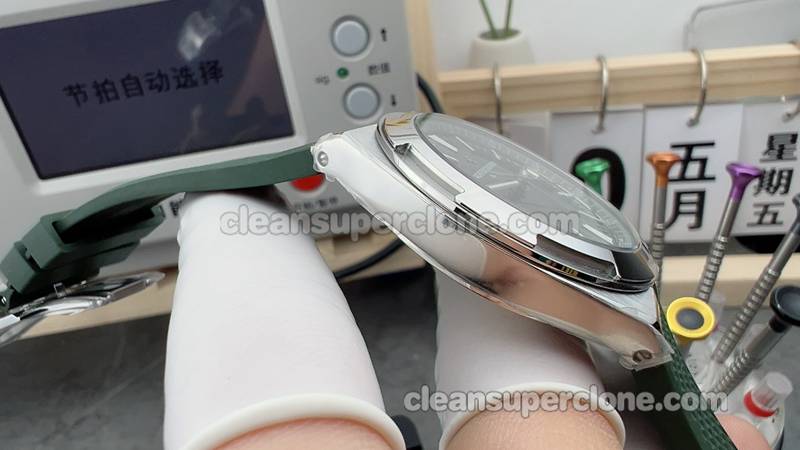 The best replica watch Overseas 8F Factory Vacheron Constantin 4500V Green Mechanical men