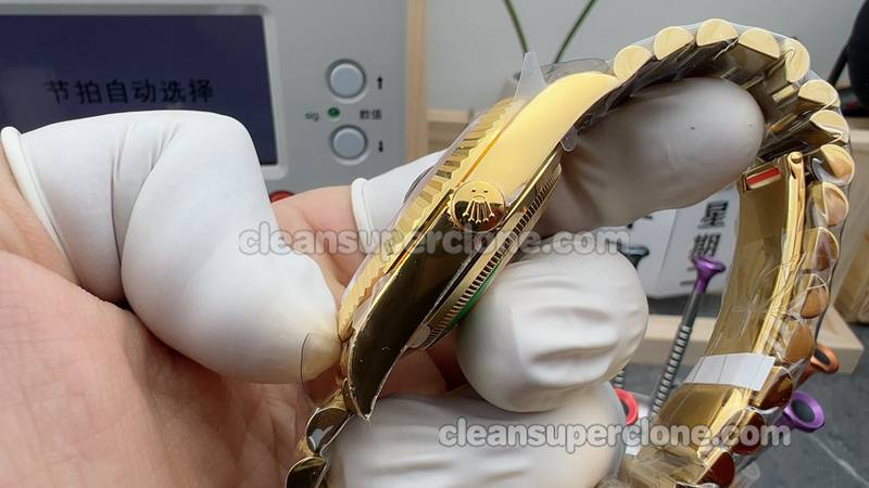 Top-quality replica watch Rolex EWE Factory Day-Date 228238 Black 40mm Mechanical men