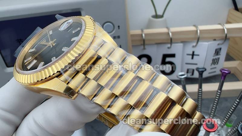 Top-quality replica watch Rolex EWE Factory Day-Date 228238 Black 40mm Mechanical men