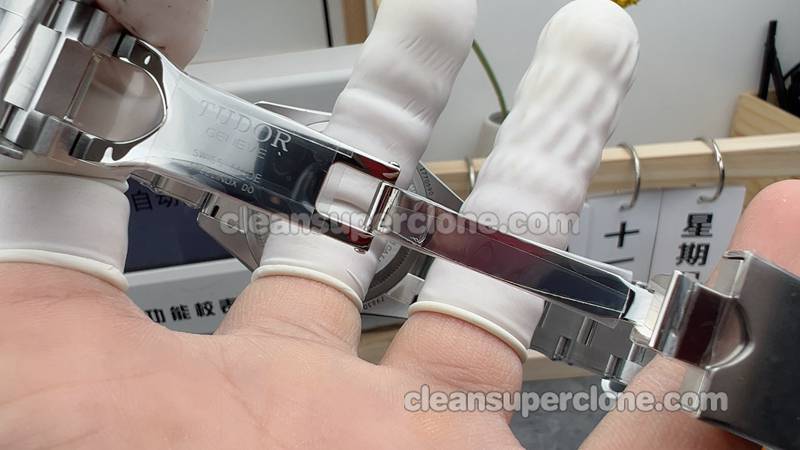 The best replica watch Black Bay ZF Factory Tudor 79830 White 41mm Mechanical men